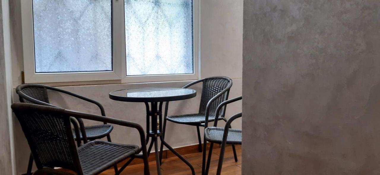 Греческая / Дерибасовская Apartment Oldenburg Bagian luar foto